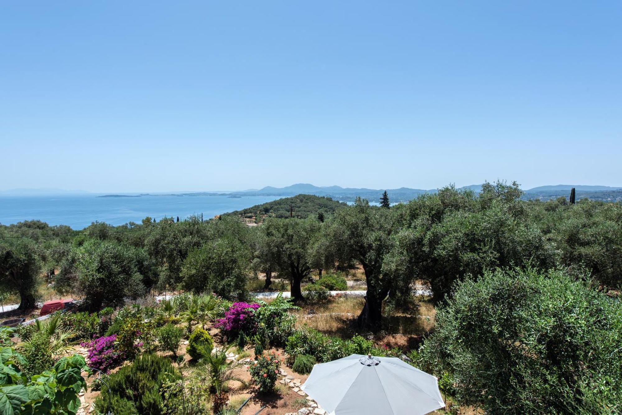 Terra Rossa By Konnect, Views To Ionian Sea Villa Spartylas Exteriör bild