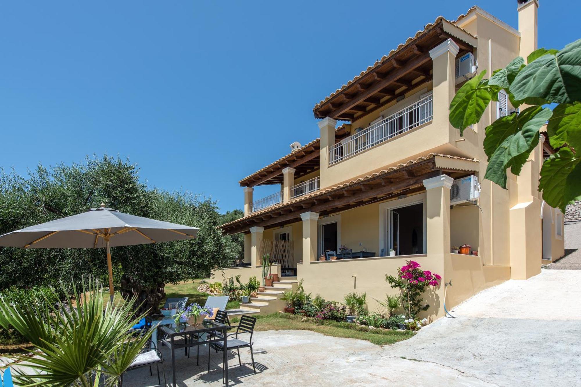 Terra Rossa By Konnect, Views To Ionian Sea Villa Spartylas Exteriör bild